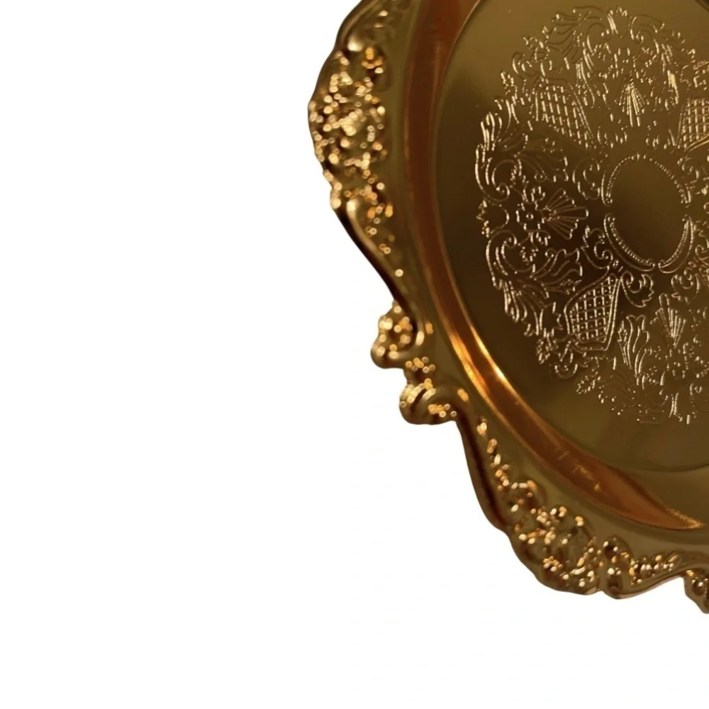 Candle Melting Display Gold Design